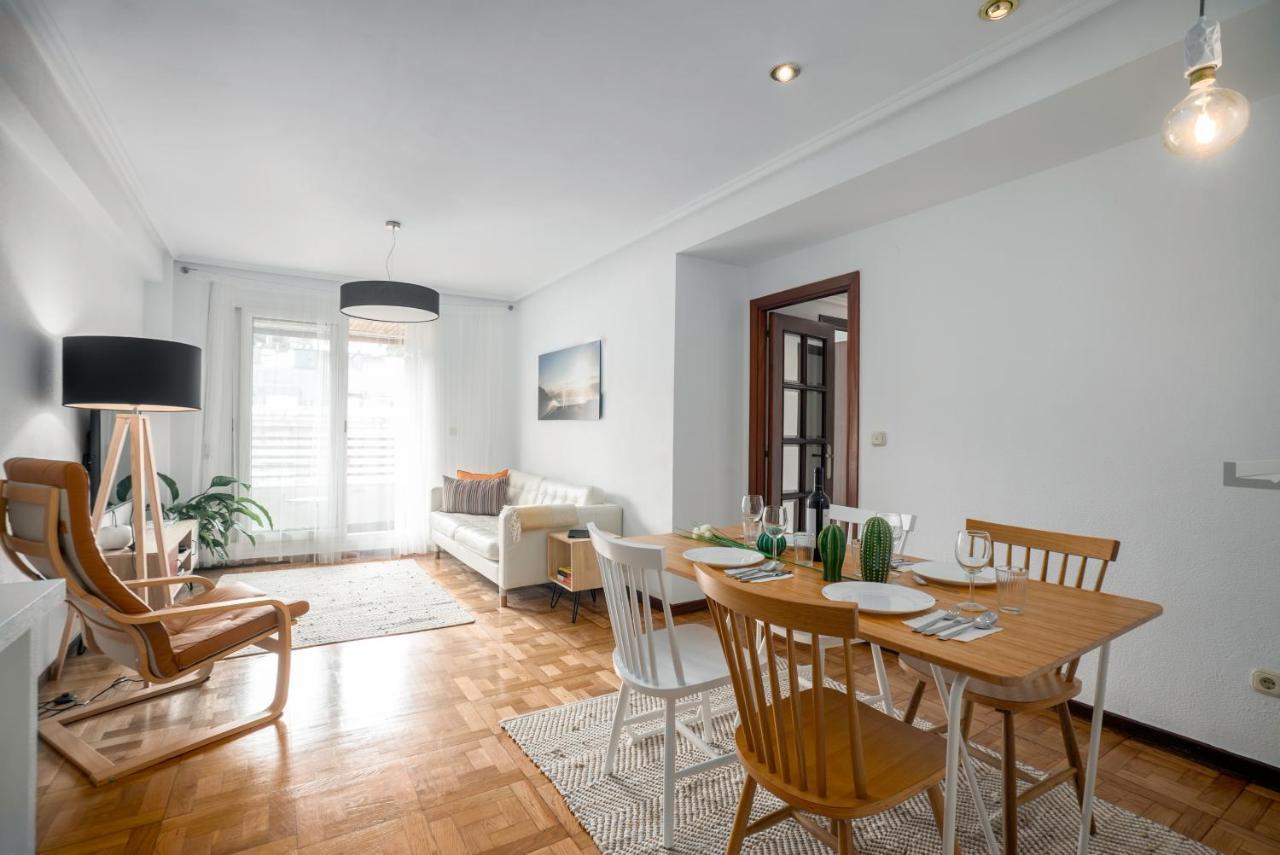 Apartamento Muy Comodo Con Parking San Sebastian Buitenkant foto