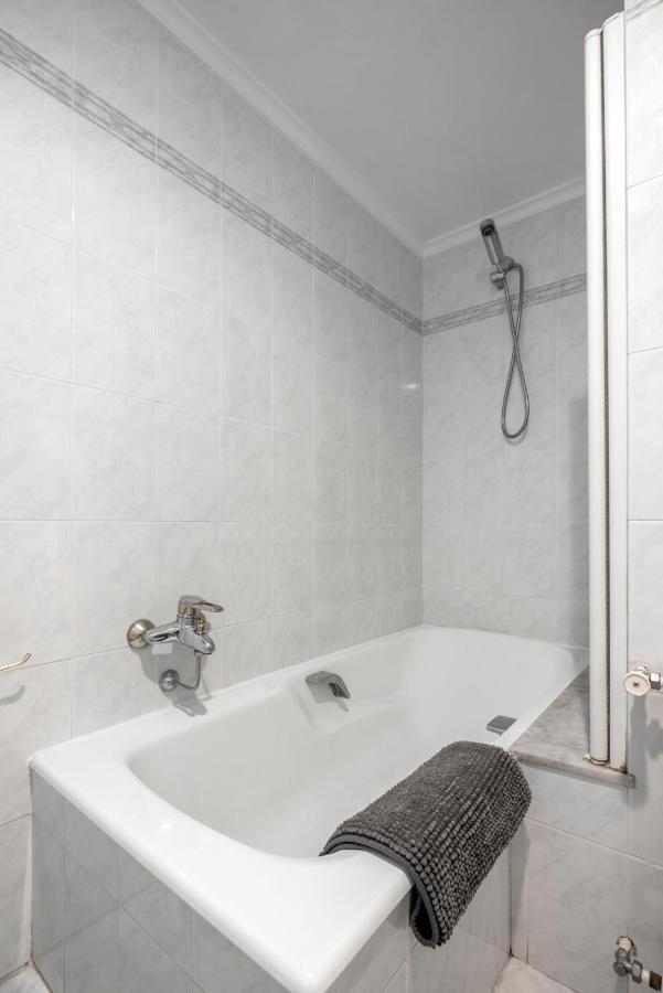 Apartamento Muy Comodo Con Parking San Sebastian Buitenkant foto